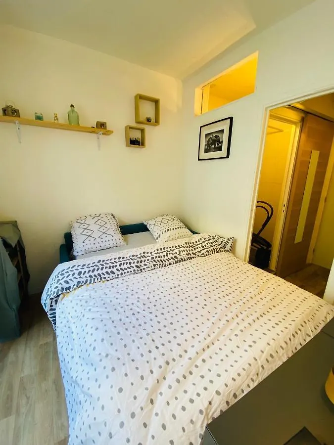 Charmant Studio Paris France